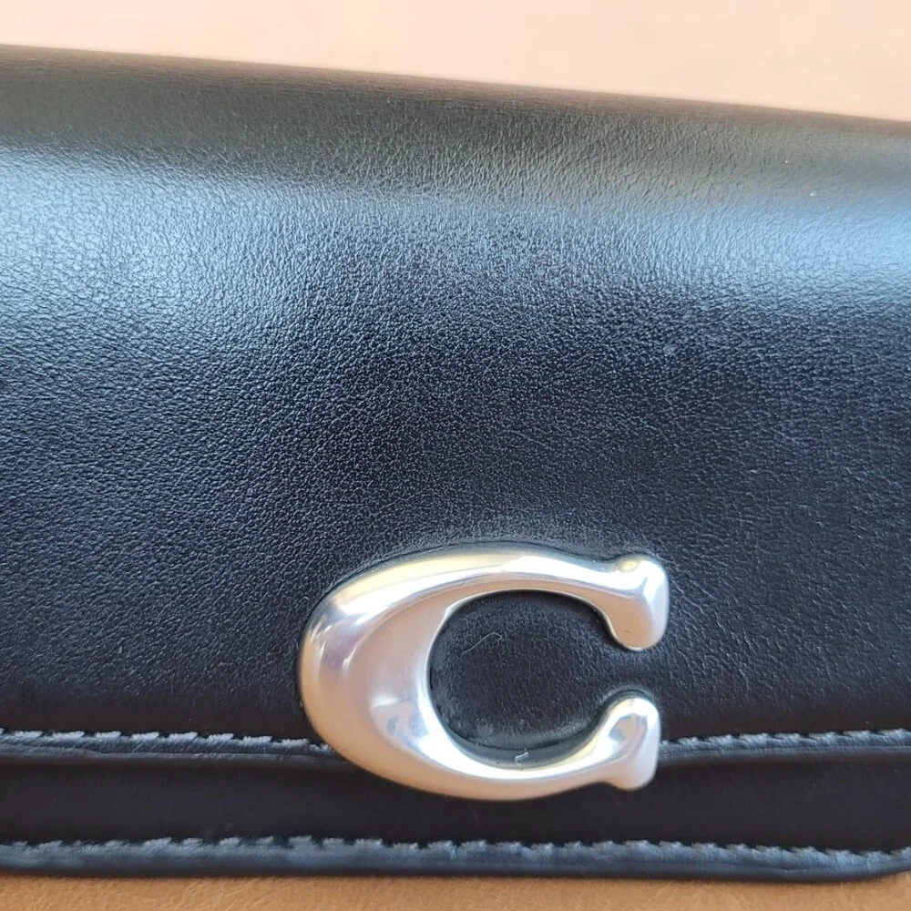 Coach bandit card case belt bag (damaged) - Picture 7 of 11